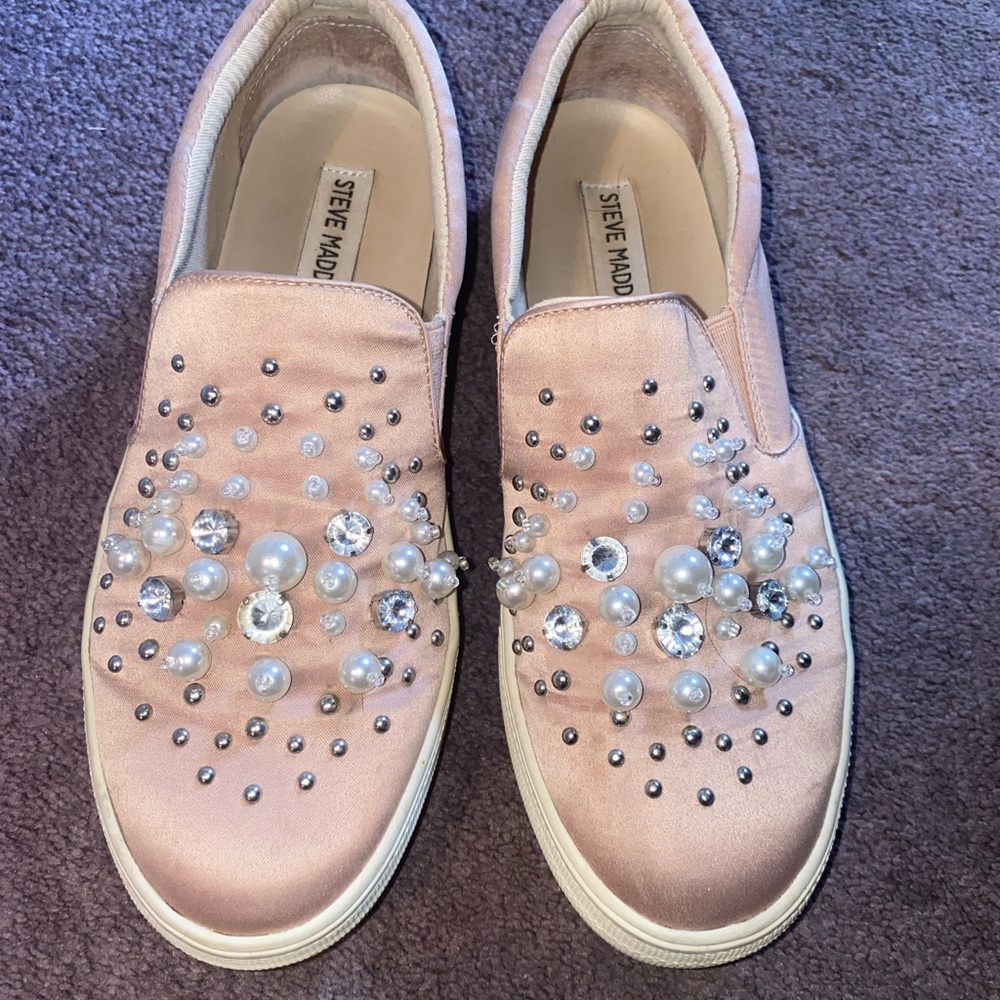 Steve Madden Pearl Pink Slip on Sneakers 7.5